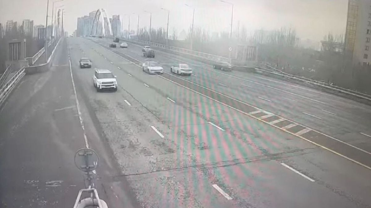 На мосту разогнался до 170 км/ч: водителя наказали в Астане