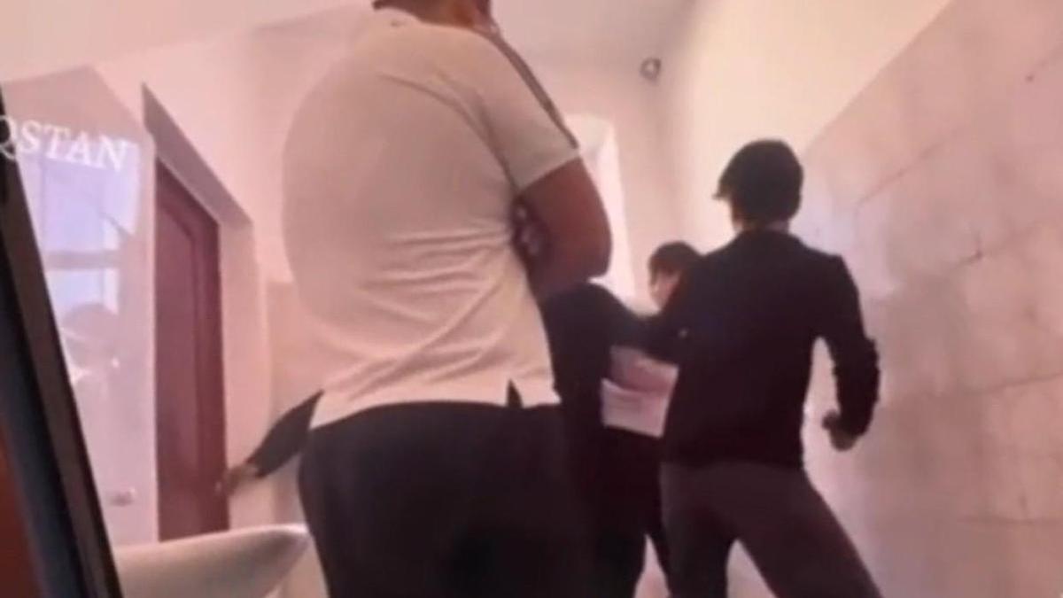 Шетелде порно демалыс