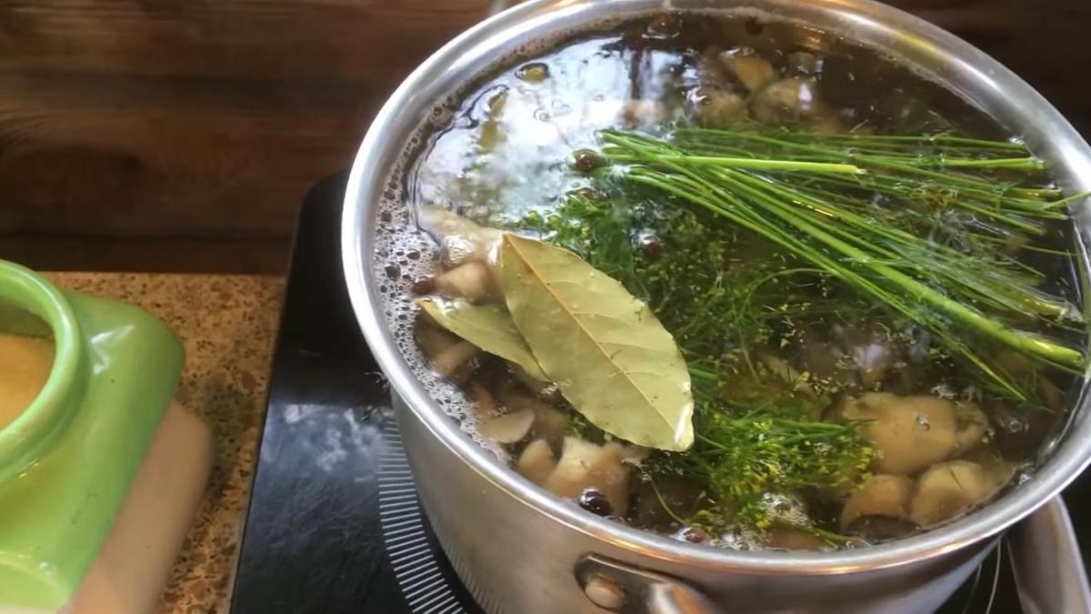 Приправленные маслята