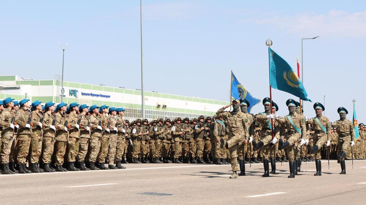Подготовка к параду Подготовка к параду