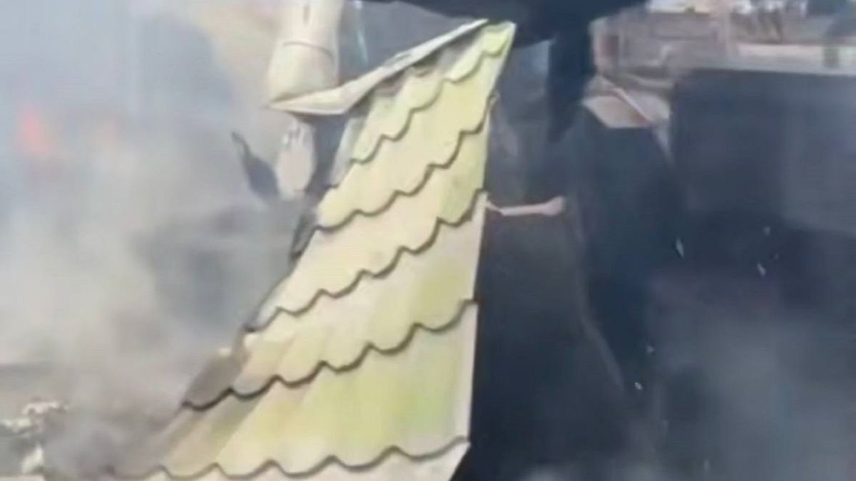 Гараж с авто и квадроциклом внутри загорелся в Акмолинской области