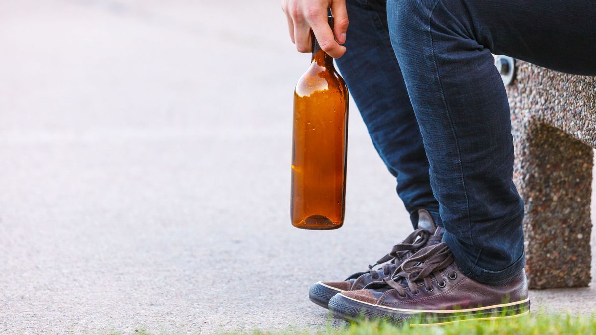 Пьяный мужчина