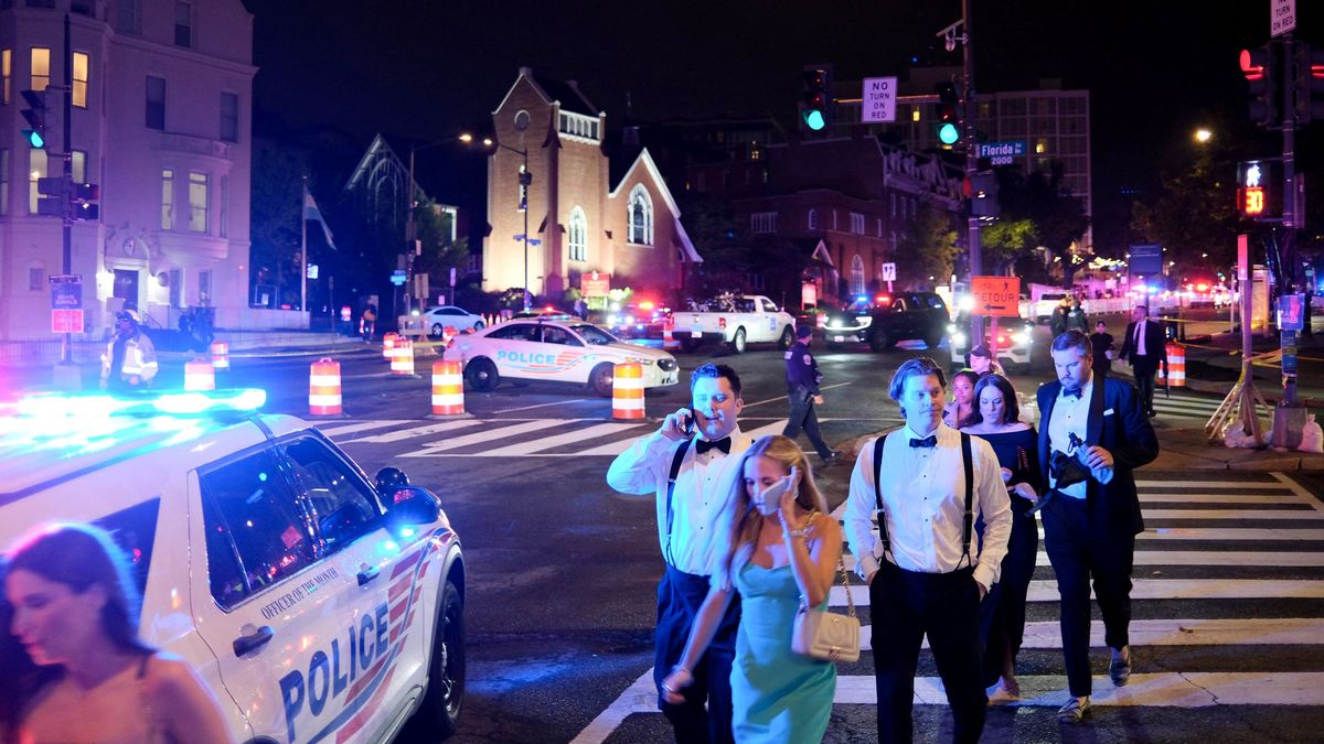 Гости покидают мероприятие из-за ЧП