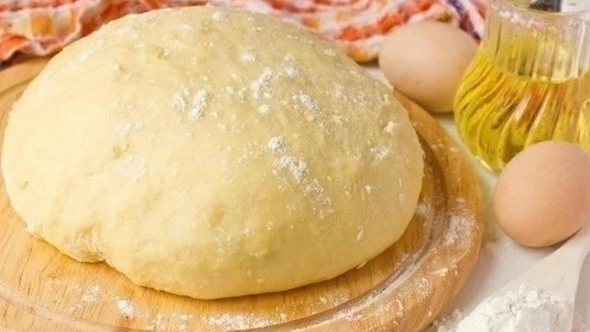 Дрожжевое тесто для пирогов с сухими дрожжами на молоке рецепт с фото