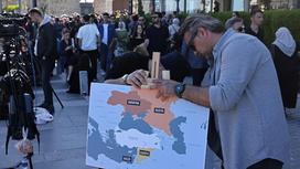 Работники медиа составили карту Украины и России во время переговоров в Стамбуле