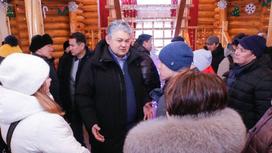 Ермек Кошербаев общается с родителями