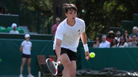 Казахстанский теннисист Александр Шевченко