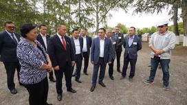 Баттал Ибраев на встрече с жителями села
