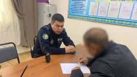 Гражданин Узбекистана и сотрудник полиции