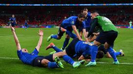 Италия забила гол Австрии