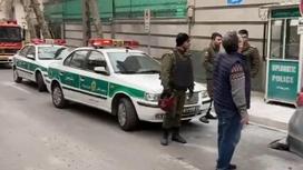 Полиция у здания посольства Азербайджана в Иране
