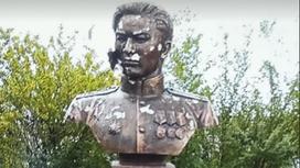 Памятник Рахымжану Кошкарбаеву