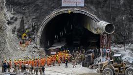 Рухнувший в Индии тоннель