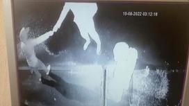 Кадр из видео с ограблением