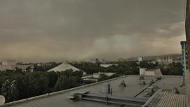 грозовое небо в Алматы
