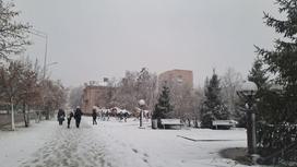 Снег на улицах Петропавловска