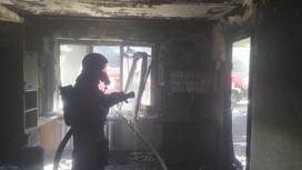 Пожар в пятиэтажке в Актобе