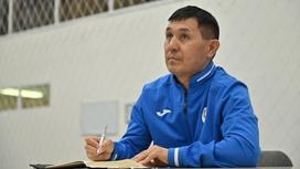 Казахстанский тренер по боксу Мырзагали Айтжанов