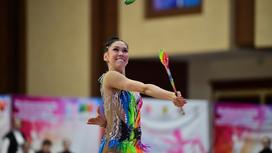 Казахстанская гимнастка Эльжана Таниева