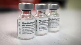 Вакцина Comirnaty от Pfizer-BioNTech Вакцина Comirnaty от Pfizer-BioNTech