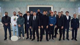 Участники челленджа против насилия в Казахстане
