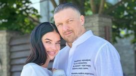 Украинский боксер Александр Усик и его жена Екатерина