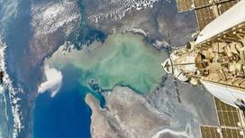 Вид на Каспийское море из космоса