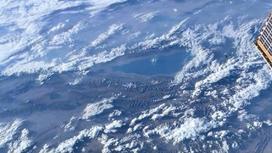 Вид на озеро Иссык-Куль с МКС