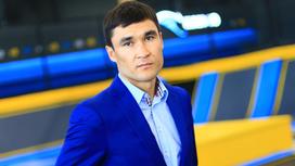 Знаменитый казахстанский боксер Серик Сапиев