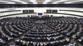 Члены Европарламента на пленарном заседании