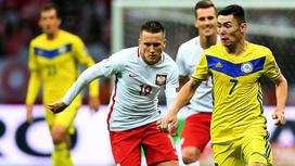 Аслан Дарабаев в матче с Польшей