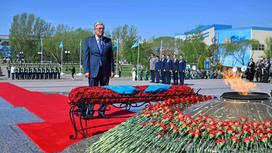 Касым-Жомарт Токаев возложил цветы к памятнику "Отан Ана"