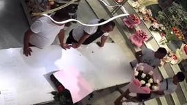 Инцидент в цветочном магазине Шымкента