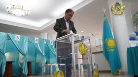 Избирательный участок в Алматы