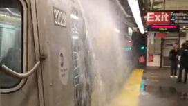 Потоп в метро Нью-Йорка