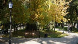 Осенний парк в Алматы