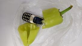 Тәтті бұрышқа жасырылған телефон