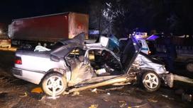 Авария в Алматинской области с Mercedes-Benz