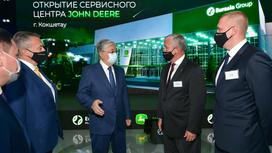 Президент Казахстана Касым-Жомарт Токаев на открытии сервисного центра John Deere