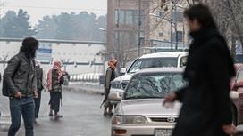 Место взрыва в Кабуле