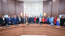 Кыргызская делегация в Казахстане