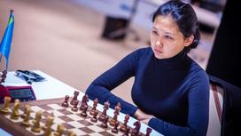 Бибісара Асаубаева FIDE Гран-при турнирінде. Астана, 2022 жыл