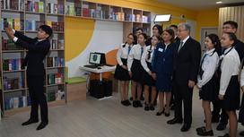 Касым-Жомарт Токаев посетил гимназию имени Абая