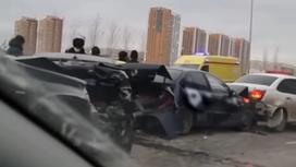 Семь машин столкнулись на дороге в Нур-Султане