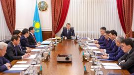 Заседание с участием премьер-министра Алихана Смаилова