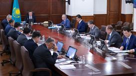 Совещание в правительстве под председательством Бектенова