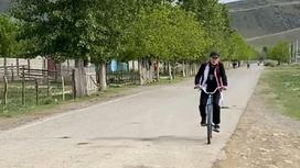 Фельдшер на велосипеде в Алматинской области