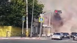 Момент взрыва в оружейном магазине в Костанае