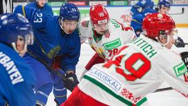 Хоккеисты молодежных сборных Казахстана и Беларуси