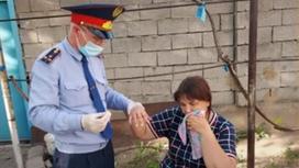 полицейский помог женщине снять кольцо с опухшего пальца